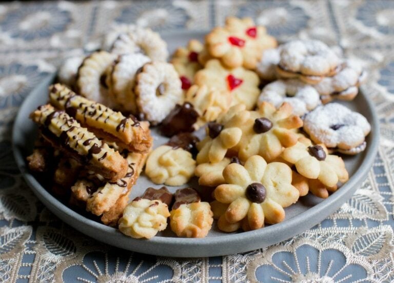 High Tea Cookies (One dough) - Pilar's Chilean Food & Garden