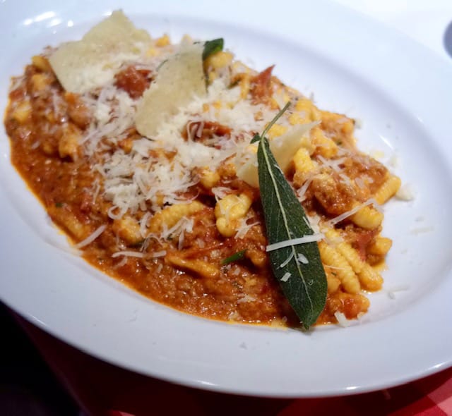 Pasta, Cucina del Capitano, Carnival Horizon